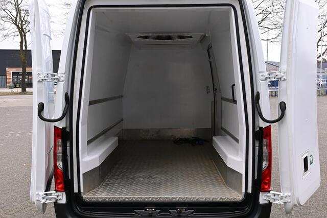 Mercedes-Benz SPRINTER 316 CDI L2H2 Koelwagen Kerstner D/N stekker, Geveerde stoel, Camera