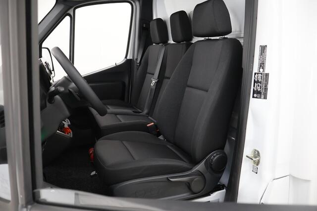 Mercedes-Benz SPRINTER 317 CDI Aut. | Bakwagen met Laadklep | Navigatiesysteem | DAB Ontvanger | Keyless Go | Airco