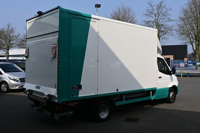Mercedes-Benz SPRINTER 516 CDI L3 Bakwagen met Dhollandia laadklep Trekhaak, MBUX 10.25 met camera en navigatie