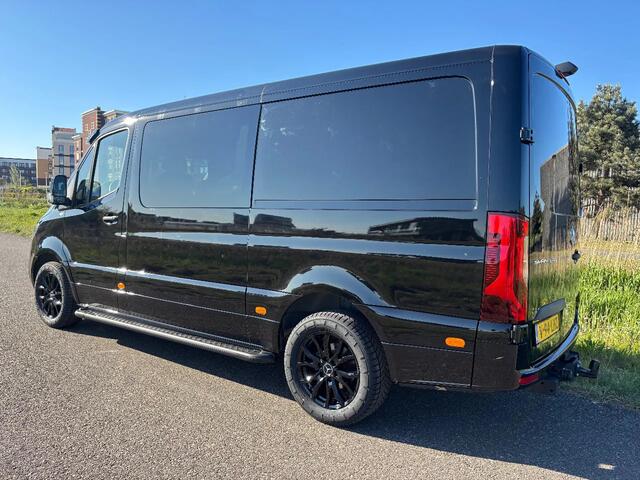 Mercedes-Benz SPRINTER 319CDI L2H1 Dubbelcabine 6+1 Pers Automaat Airco Cruisecontrol Led/Xenon 3500KG Trekhaak NIEUW BPM VRIJ