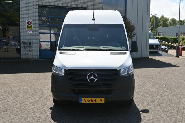 Mercedes-Benz SPRINTER 317 CDI L2H2 RWD 3500kg Trekhaak, MBUX navigatie met camera, Dodehoek assyst