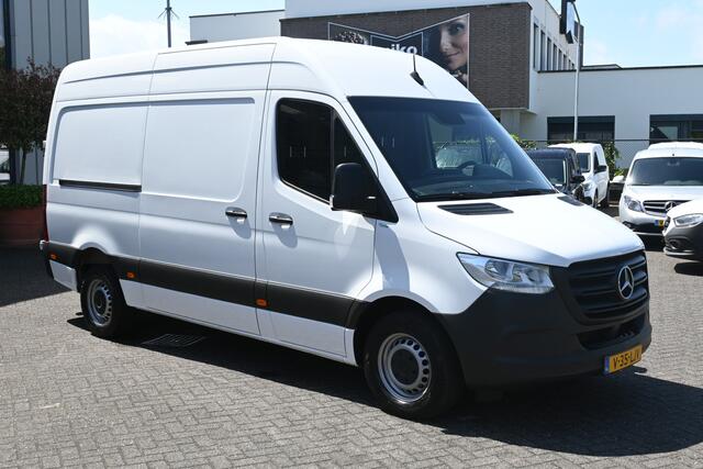 Mercedes-Benz SPRINTER 317 CDI L2H2 RWD 3500kg Trekhaak, MBUX navigatie met camera, Dodehoek assyst