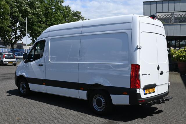 Mercedes-Benz SPRINTER 317 CDI L2H2 RWD 3500kg Trekhaak, MBUX navigatie met camera, Dodehoek assyst