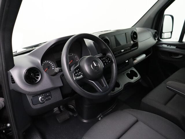 Mercedes-Benz SPRINTER 315CDI 9G-Tronic Automaat L2H2 | 3500Kg Trekken | Touchscreen | Camera | 3-Persoons | Airco | Cruise