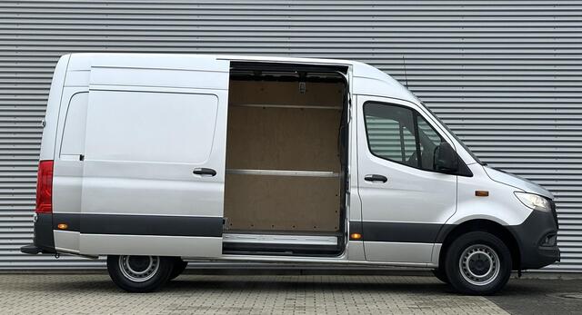 Mercedes-Benz SPRINTER 317 CDI L2H2 RWD Zilver Grijs