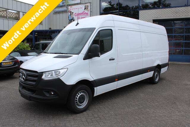 Mercedes-Benz SPRINTER 317 CDI L3H2 RWD 3500kg Trekhaak, MBUX navigatie en camera, Brake assyst, Etc.