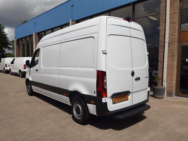 Mercedes-Benz SPRINTER 315 CDI 150Pk L2H2 Automaat Cruisecontrol Airco MBux Achteruitrijcamera
