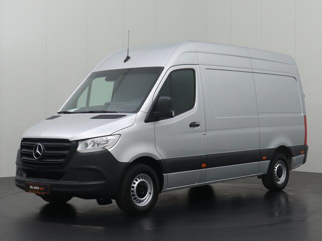 Mercedes-Benz SPRINTER 316CDI Automaat L2H2 | 3500Kg Trekhaak | Navigatie | Camera | 3-Persoons | Airco | Cruise