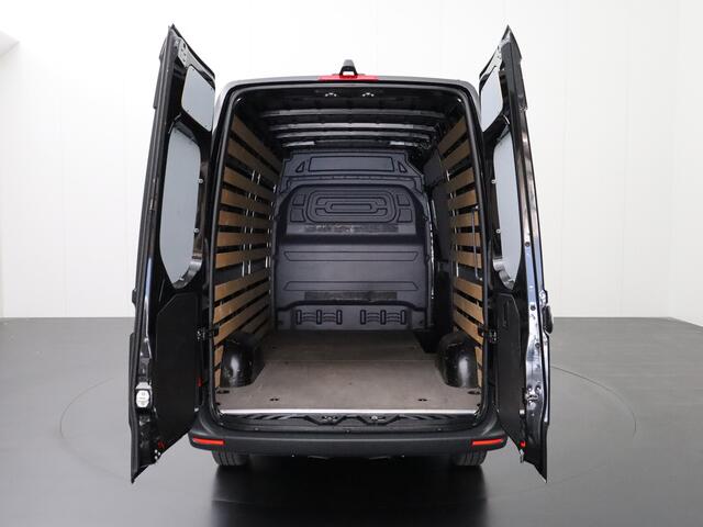 Mercedes-Benz SPRINTER 315CDI 9G-Tronic Automaat L2H2 | 3500Kg Trekken | Touchscreen | Camera | 3-Persoons | Airco | Cruise