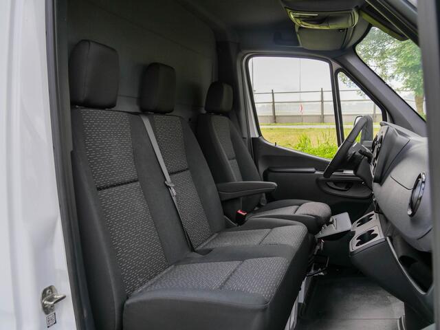 Mercedes-Benz SPRINTER 317 1.9 CDI 170PK AUTOMAAT L3 RWD | ZIJDEUR | 750KG HOLLANDIA LAADKLEP | DAKSPOILER |