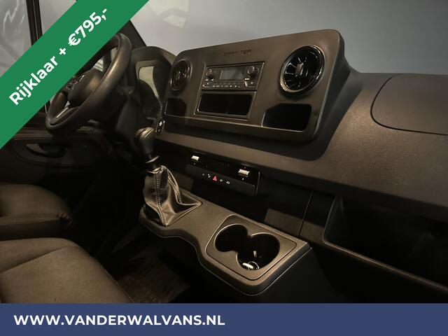 Mercedes-Benz SPRINTER 315 CDI 150pk L3H2 Euro6 *Rijklaar* Airco | Camera | Cruisecontrol | Stoelverwarming 270 Graden achterdeuren, Bijrijdersbank