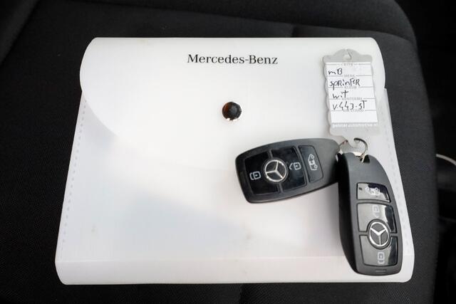Mercedes-Benz SPRINTER 316 CDI 163pk E6 RWD L2H2 Airco/Camera/Trekhaak 2800kg 10-2018