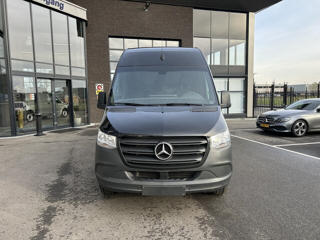Mercedes-Benz SPRINTER 317 CDI L3 H2 MBUX / Camera / Parkeersensoren / Carplay navigatie / Cruise control / Airco / 270 Graden achterdeuren