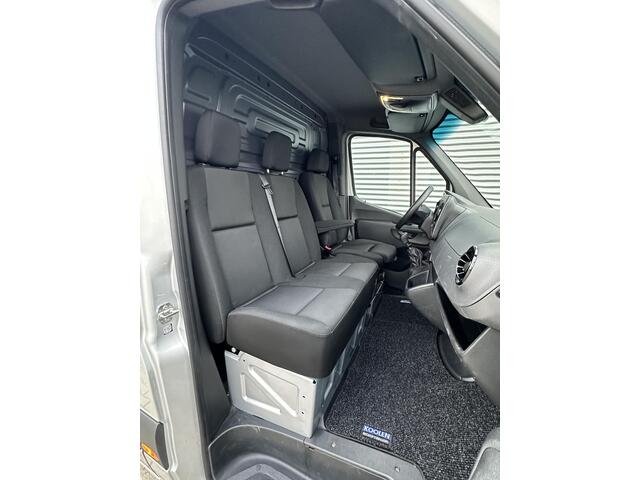 Mercedes-Benz SPRINTER 317 CDI L2H2 RWD Zilver Grijs