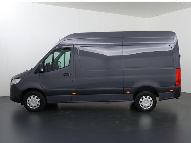 Mercedes-Benz SPRINTER 314 CDI | RWD | L2 H2 | 2800 KG. AHW | | Navigatie | Parkeercamera | Airco | Keyless Go | 3-zits |