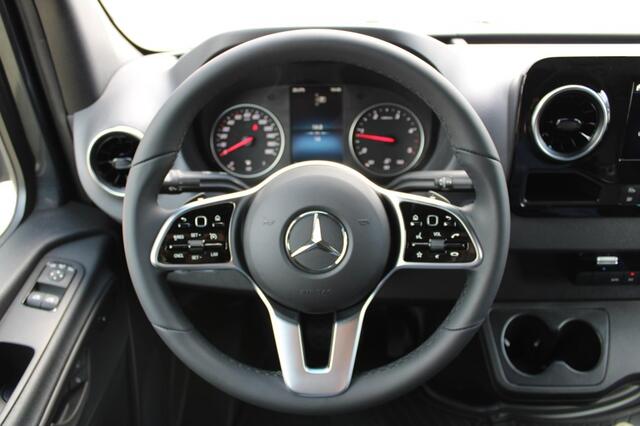 Mercedes-Benz SPRINTER 317 L2H2 3.5t RWD AT