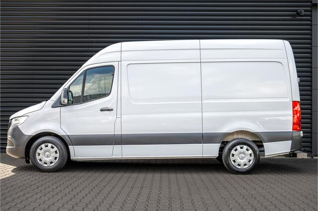 Mercedes-Benz SPRINTER 317 CDI L2H2 Trekhaak - PDC