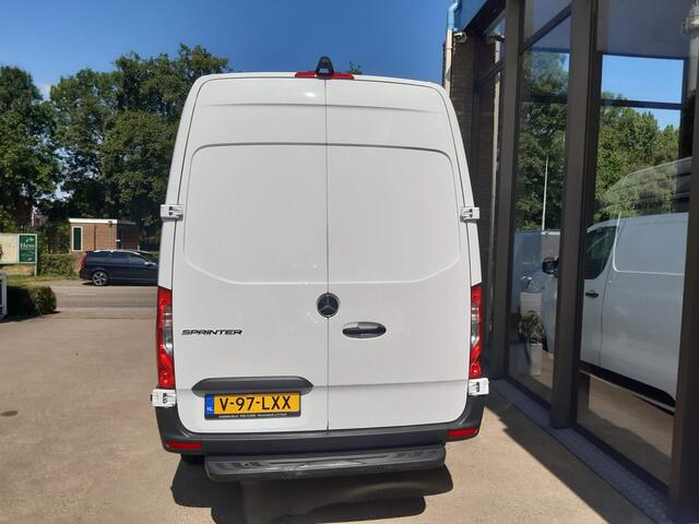 Mercedes-Benz SPRINTER 317 CDI L2H2 RWD Camera Airco MBux Navi PDC