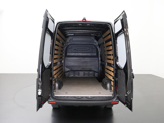 Mercedes-Benz SPRINTER 315CDI 9G-Tronic Automaat L2H2 | 3500Kg Trekgewicht | Touchscreen | Camera | 3-Persoons | Betimmering