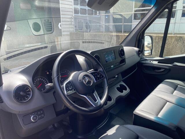 Mercedes-Benz SPRINTER 317 1.9 CDI L2/H2 RWD Mercedes-Benz Sprinter 317 1.9 CDI L2H2 RWD