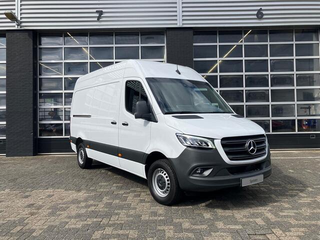 Mercedes-Benz SPRINTER 315 CDI L2H2 AUTOMAAT | Trekhaak | Achteruitrijcamera | 2x Schuifdeur | LED Koplampen | Navigatie | Breed Display | Cruise Control | Climate Control | Wandbescherming | Vloerbescherming | Trekhaak |