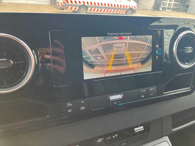 Mercedes-Benz SPRINTER 315 CDI L2H2 AUTOMAAT | Trekhaak | Achteruitrijcamera | 2x Schuifdeur | LED Koplampen | Navigatie | Breed Display | Cruise Control | Climate Control | Wandbescherming | Vloerbescherming | Trekhaak |