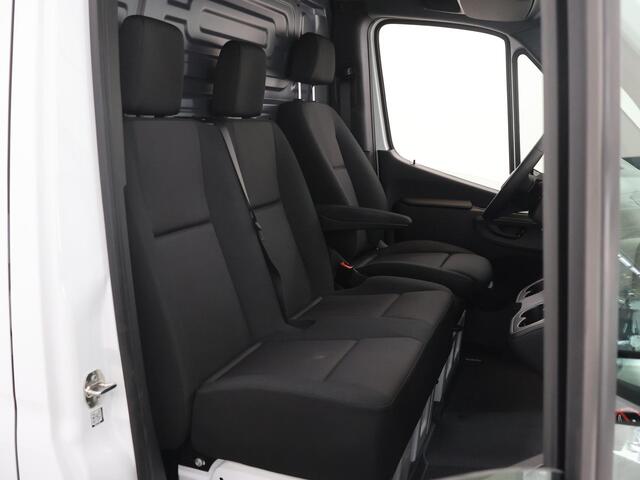 Mercedes-Benz SPRINTER 317 CDI GB L2 RWD PRO