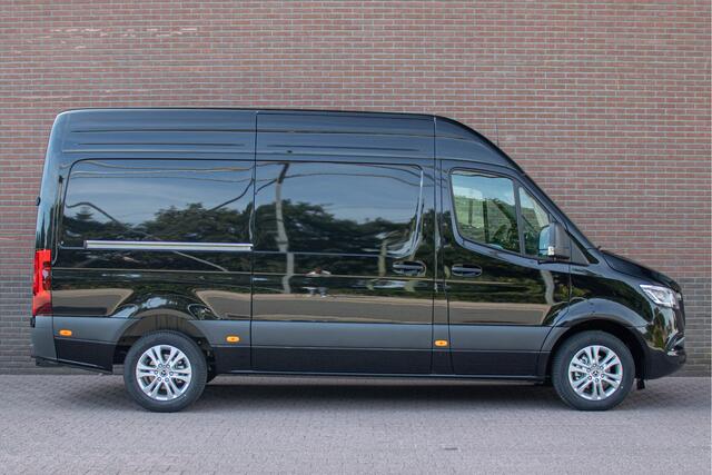Mercedes-Benz SPRINTER 319 1.9 CDI 191PK L2H2 Pro ** BPM VOORDEEL, NIEUW ** Carplay, Adaptive Cruise, Stoelverwarming, Full LED.