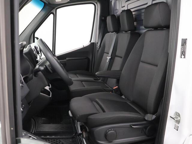 Mercedes-Benz SPRINTER 319 CDI L2 H2 | Aut. MBUX 10.25" | Airco | Voorruitverwarming | Parkeercamera | LED koplampen | Stoelverwarming | Certified