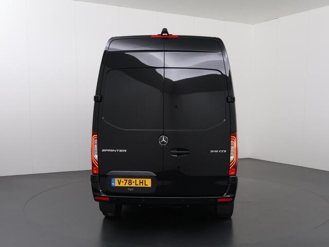 Mercedes-Benz SPRINTER 319 CDI L2 H2 | SELECT | AUTOMAAT | DISTRONIC PLUS | LED LAMPEN | 3500 KG AHW | DODEHOEKASSISTENT | CAMERA | NAVIGATIE | CARPLAY - ANDROID AUTO | LUCHTGEVEERDE BESTUURDERSSTOEL