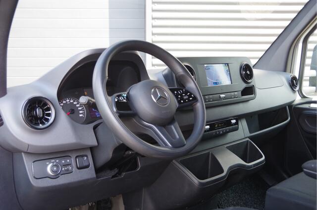 Mercedes-Benz SPRINTER 519 1.9 CDI BAKWAGEN LAADKLEP, DUBBELLUCHT, ZIJDEUR, AUT. CAMERA, NAVI, CLIMA, CARPLAY
