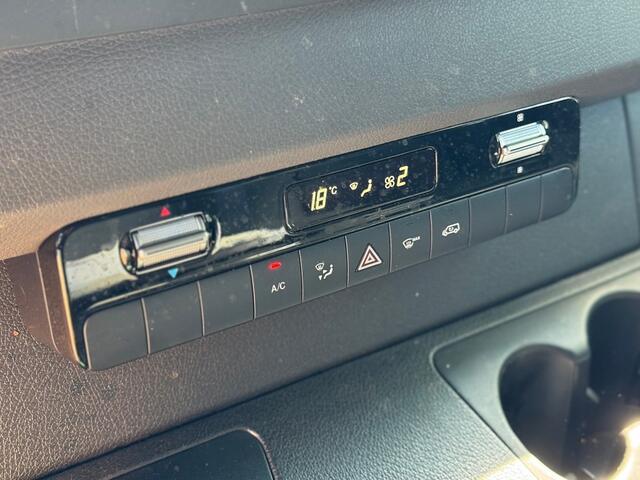 Mercedes-Benz SPRINTER eSprinter L2H2 55 kWh 3-p hollandia laadklep ecc,sidebar,lmv,pdc