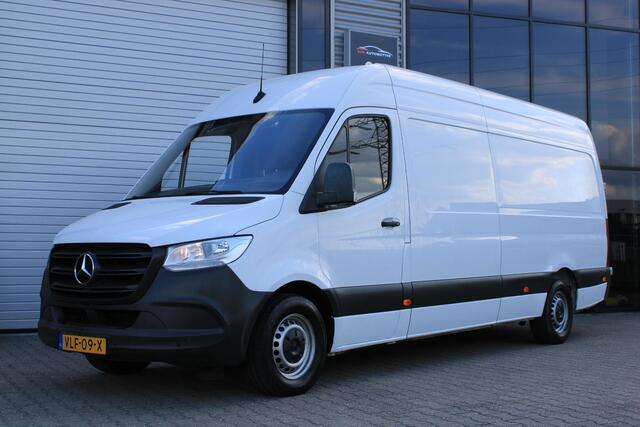 Mercedes-Benz SPRINTER 314 2.2 CDI L3H2 Cruisecontrol | Camera | 3 Zitplaatsen | Parkeersensoren | Carplay