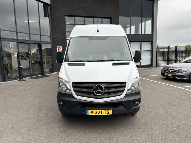 Mercedes-Benz SPRINTER 316 CDI L2 H2 EURO 6 / Trekhaak / Camera / Parkeersensoren / Cruise control / Airco / 270 Graden achterdeuren