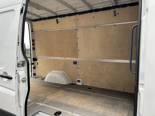 Mercedes-Benz SPRINTER 316 CDI L2 H2 EURO 6 / Trekhaak / Camera / Parkeersensoren / Cruise control / Airco / 270 Graden achterdeuren