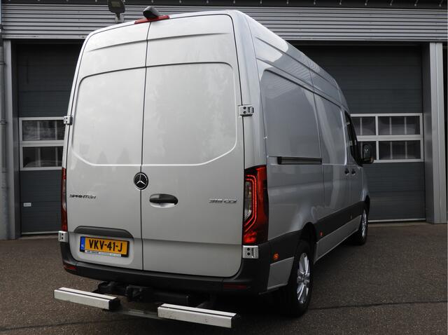 Mercedes-Benz SPRINTER 319 3.0 CDI L2H2 V6 | AUT | LED | 360° CAMERA | 3.5t TREKHAAK