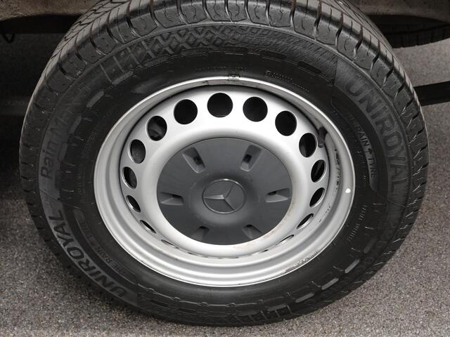 Mercedes-Benz SPRINTER 211 CDI L2H2 Aut-9 FWD Airco Cruise Control Navi MBUX Camera PDC VA