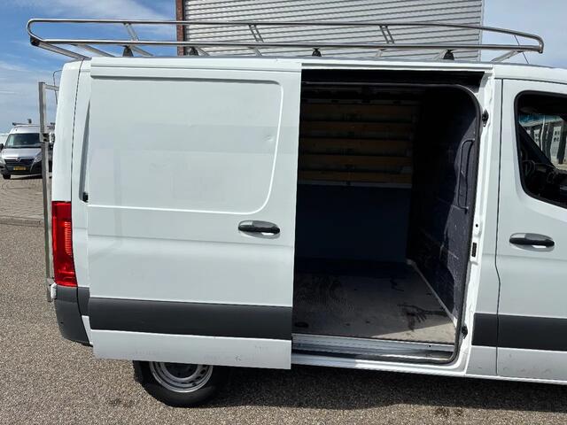 Mercedes-Benz SPRINTER 214CDI L1H1 Airco Navi Cruisecontrol Trekhaak 63400KM