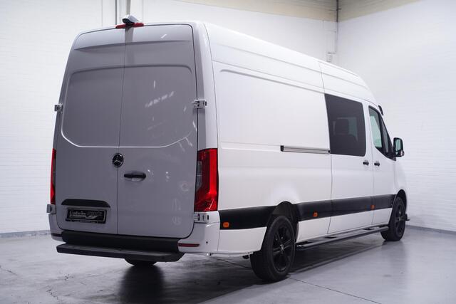 Mercedes-Benz SPRINTER 315 CDI 150 pk L3H2 Black&White Dubbel Cabine Navi, 360 Camera, AMG Grille, 18" LMV, Sidebars, Zonneklep, 6-Zits