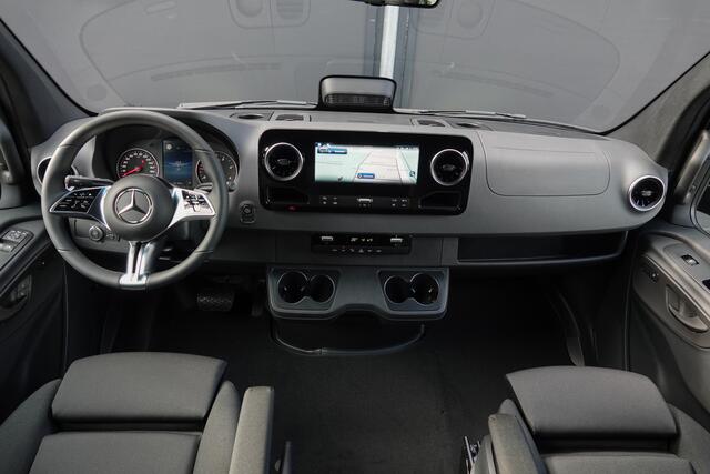 Mercedes-Benz SPRINTER 4x4 319Cdi 190Pk 9G-tronic | L2H1 | Dubbele Cabine | 2x Schuifdeur | 4WD | AWD | Bullbar | Treeplanken | 18'' All Terrain | Obsidian Black