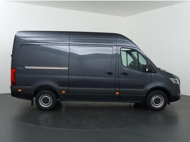 Mercedes-Benz SPRINTER 319 CDI L2 H2 Select | Winterpakket | Trekgewicht 3500 kg | Adaptieve Cruise Distronic | LED koplampen | Achteruitrijcamera | Smartphone integratie pakket |
