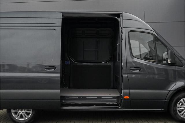 Mercedes-Benz SPRINTER 319 1.9 CDI L2H2 RWD BPM Vrij 2x Auto Schuifdeur Distronic Camera Navi Trekhaak 3.5T