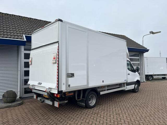 Mercedes-Benz SPRINTER 515 CDI Bakwagen met laadklep 7"MBUX