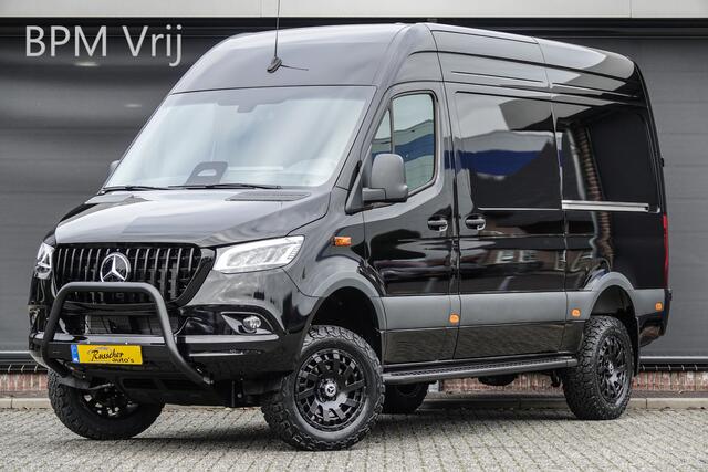 Mercedes-Benz SPRINTER 4x4 319Cdi 190Pk 9G-tronic | L2H2 | 2x Schuifdeur | 4WD | AWD | Bullbar | Treeplanken | 18'' All Terrain | Obsidian Black