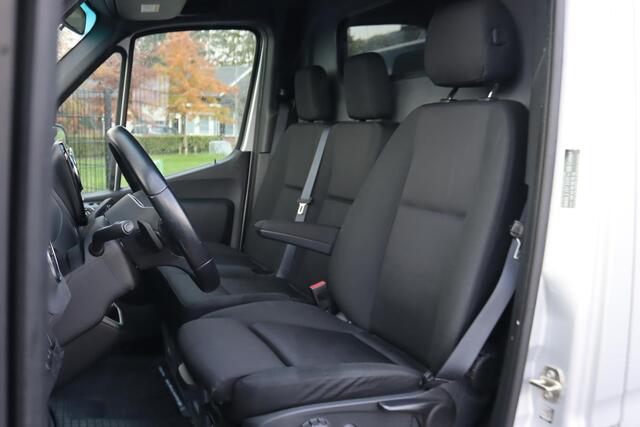 Mercedes-Benz SPRINTER 316CDI L2H2, 3500KG Trekhaak, LED, Grote MBUX, 360 Camera, Standkachel,