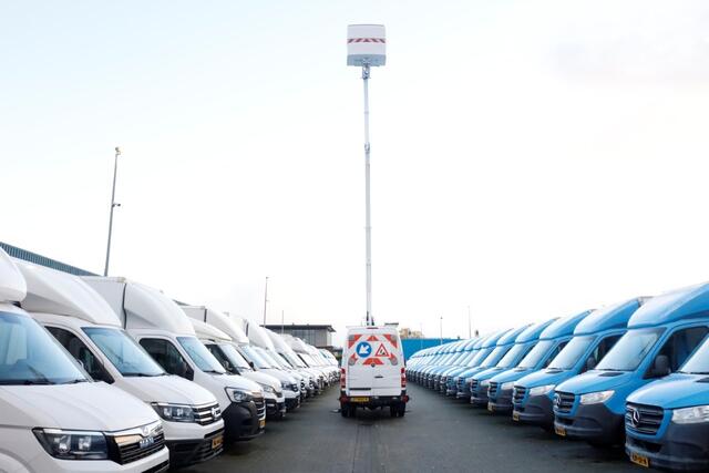 Mercedes-Benz SPRINTER 516 CDI 163pk Euro6 L2H2 Custers Taurus T200-14MVH Hoogwerker 14meter Werkhoogte PTO 01-2017