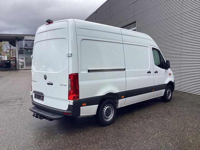 Mercedes-Benz SPRINTER 317 CDI Aut. L2H2 BPM VRIJ! Carplay/ Gev.Stoel/ 270 Gr.Deuren/ Stoelverw./ Navi/ Camera/ PDC/ Cruise/ DAB