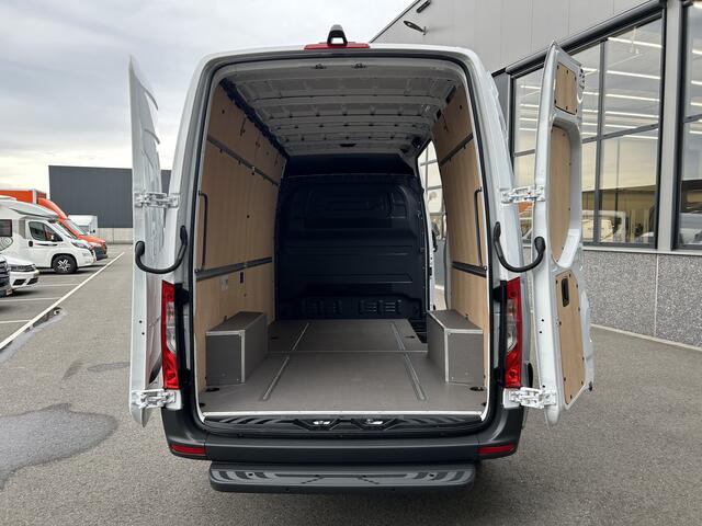 Mercedes-Benz SPRINTER 317 CDI L2 H2 MBUX / 360 Camera / Navigatie / Parkeersensoren / Cruise control / Airco / 270 Graden achterdeuren