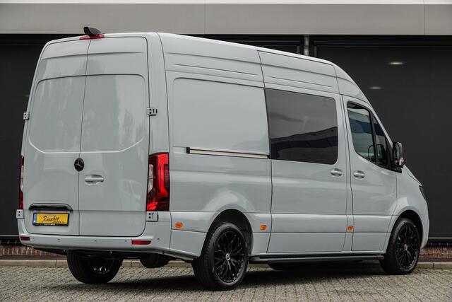 Mercedes-Benz SPRINTER L2H2 319Cdi 190Pk 9G-Tronic | Dubbel Cabine | 5-Persoons | RWD | 2x Schuifdeur | 360° Camera | Silbergrau