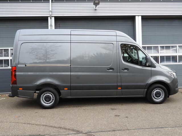 Mercedes-Benz SPRINTER 317 1.9 CDI L2H2 RWD AUT| LED | MBUX 10.25" | CAMERA